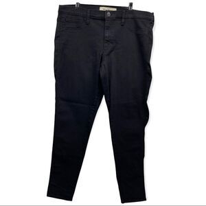 Gap Women's Stretch Black Denim Legging size 33R